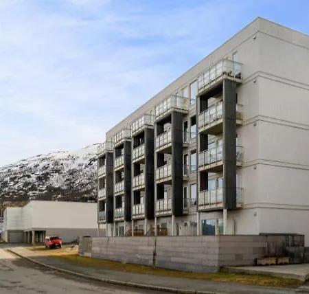 Apartment In Tromso With Parking