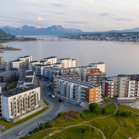 Apartment In Tromso With Parking