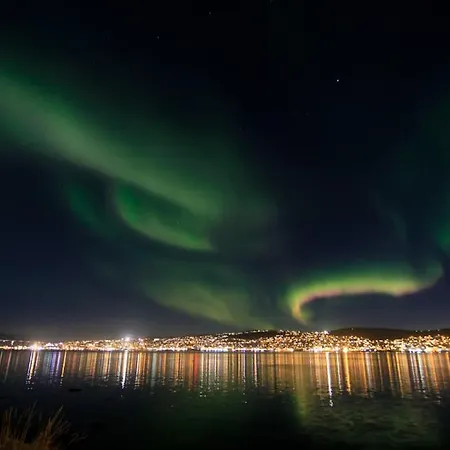 Apartment In Tromso With Parking Tomasjorda